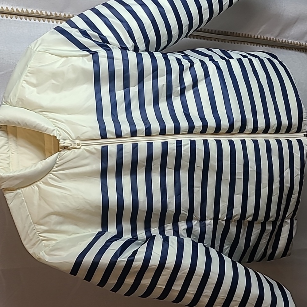 Lands End Reversible Down Packable Puffer Jacket Size Large - Picture 4 of 5